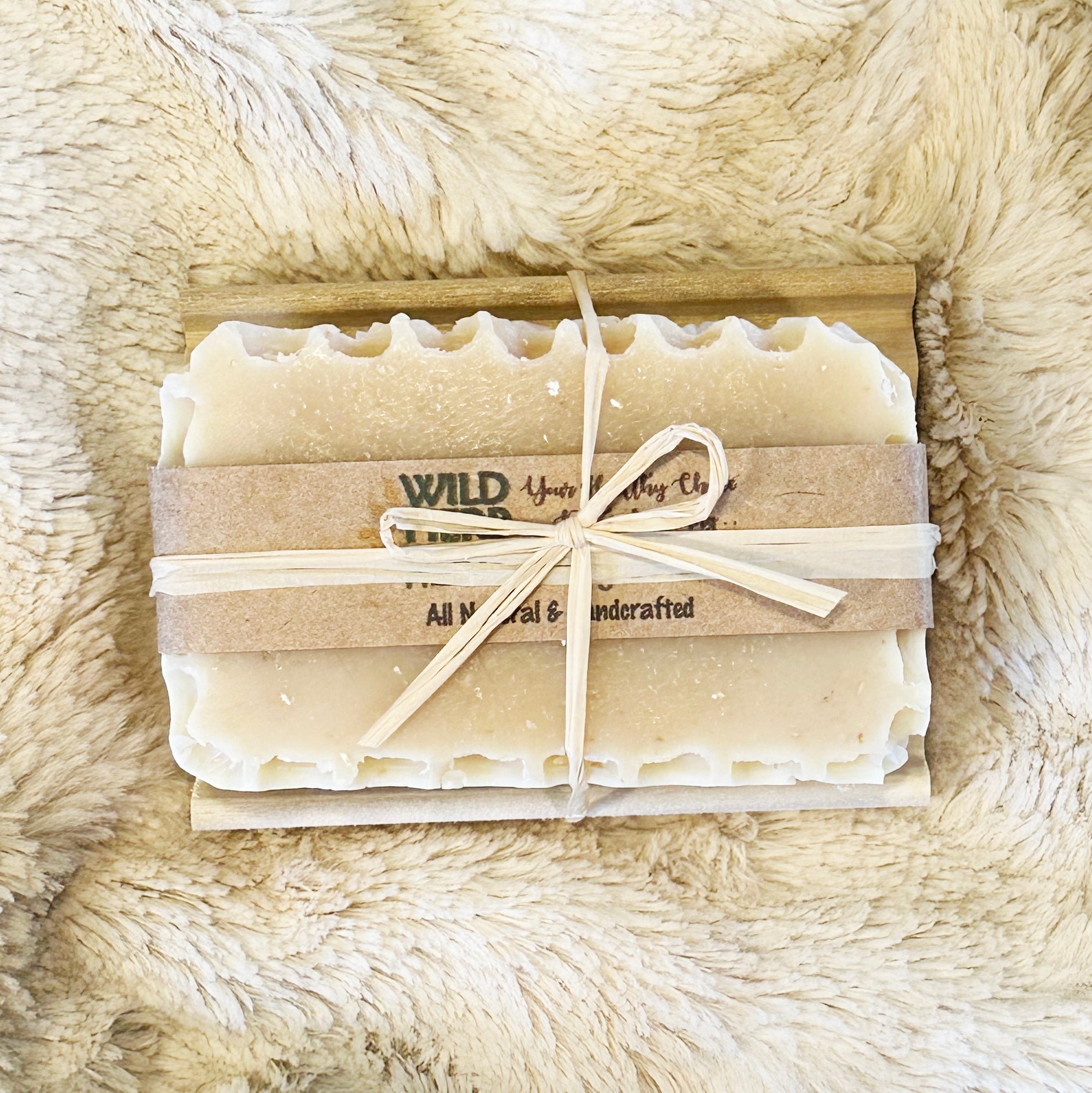Natural Soap Bar + Wooden Dish-Wild Herb Your Healthy Choice for Natural Living