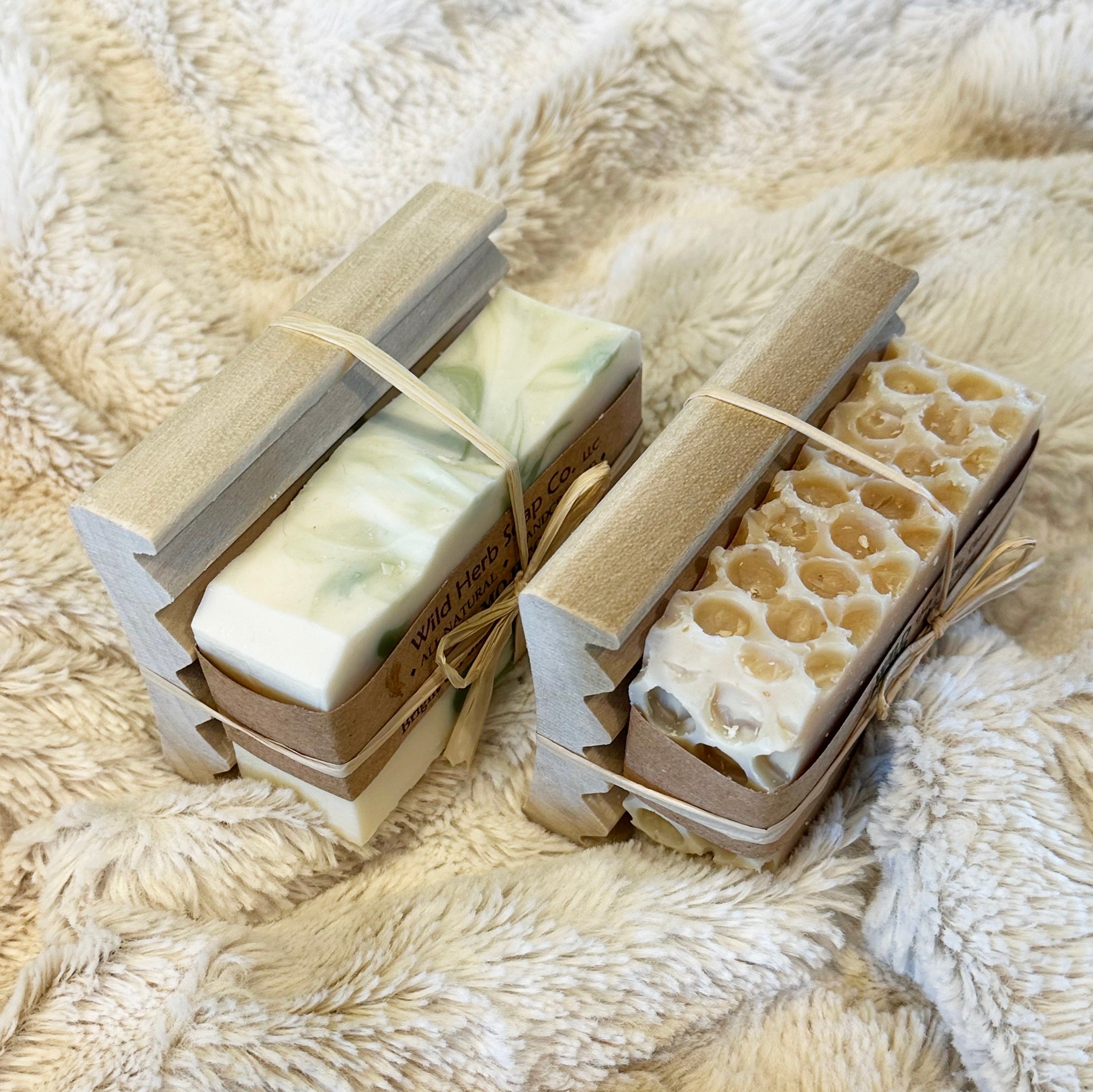 Natural Soap Bar + Wooden Dish-Wild Herb Your Healthy Choice for Natural Living